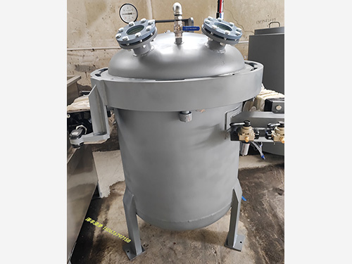 真空浸滲罐的特點(diǎn)、規(guī)格、配置、材質(zhì)及各項(xiàng)性能參數(shù)